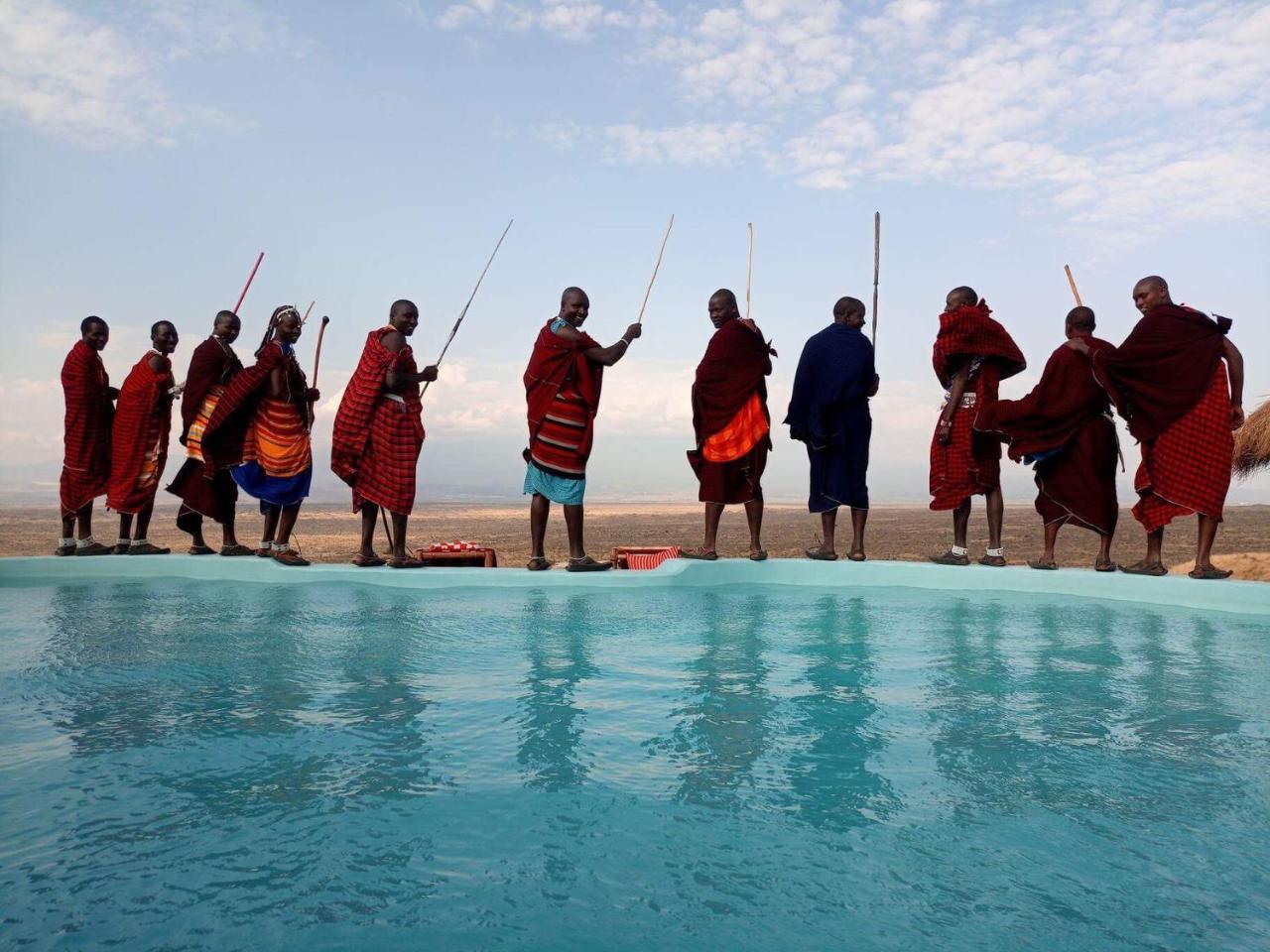Osiligilai Maasai Lodge Sanya Juu Buitenkant foto