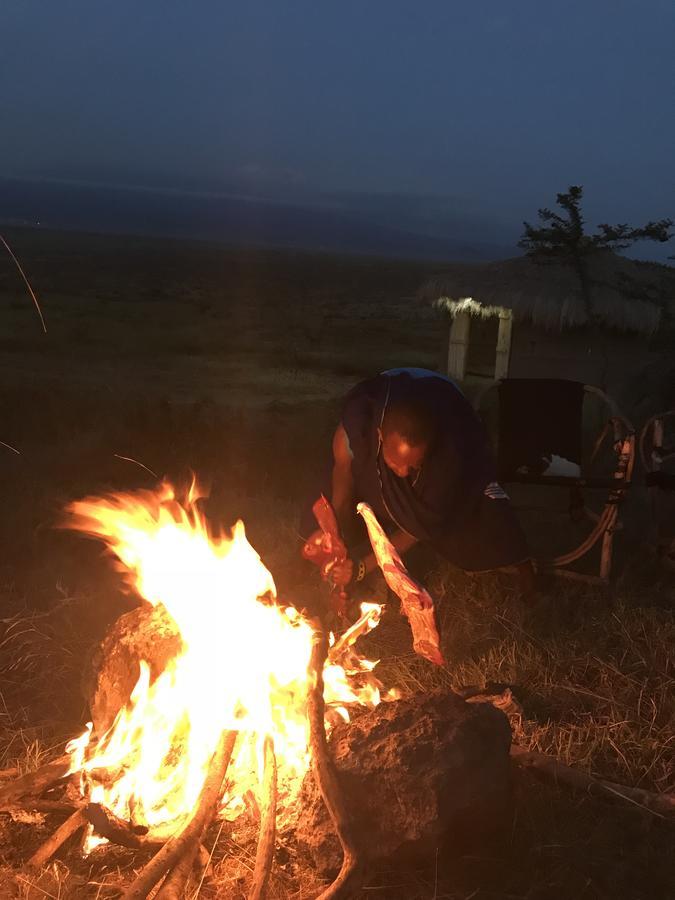 Osiligilai Maasai Lodge Sanya Juu Buitenkant foto