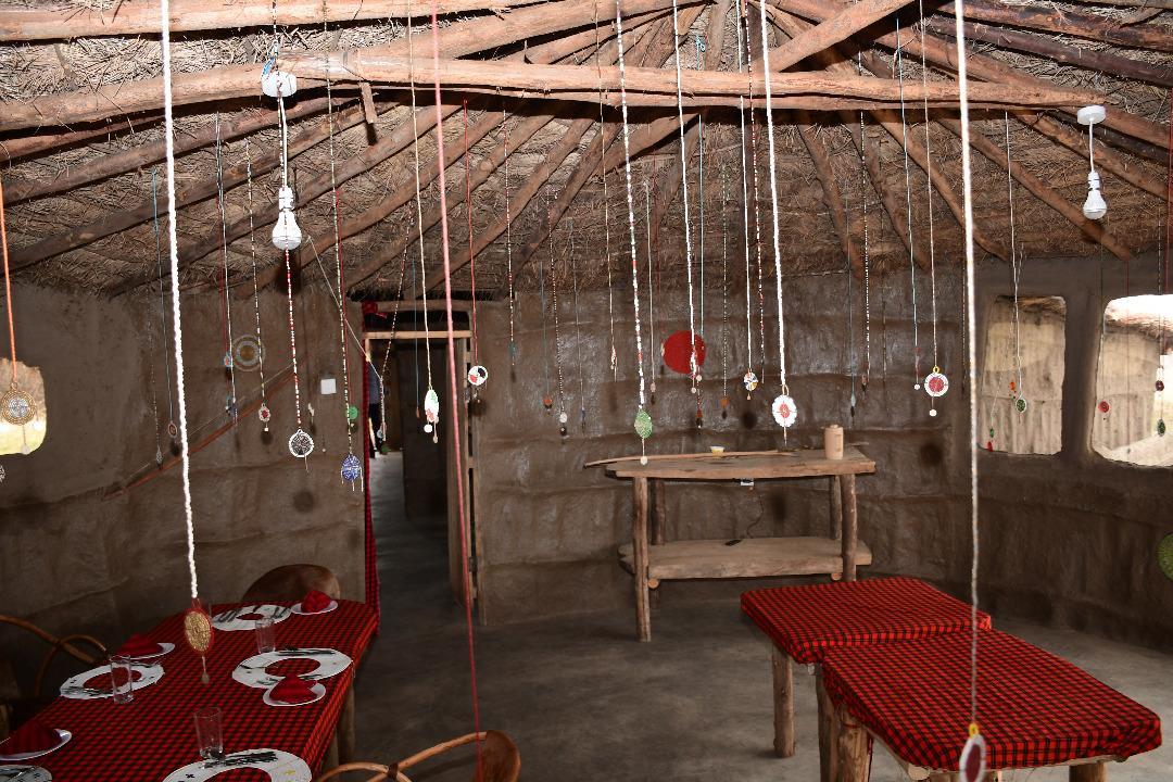 Osiligilai Maasai Lodge Sanya Juu Buitenkant foto