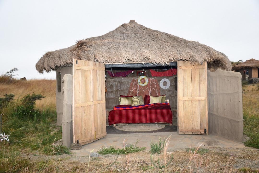 Osiligilai Maasai Lodge Sanya Juu Buitenkant foto