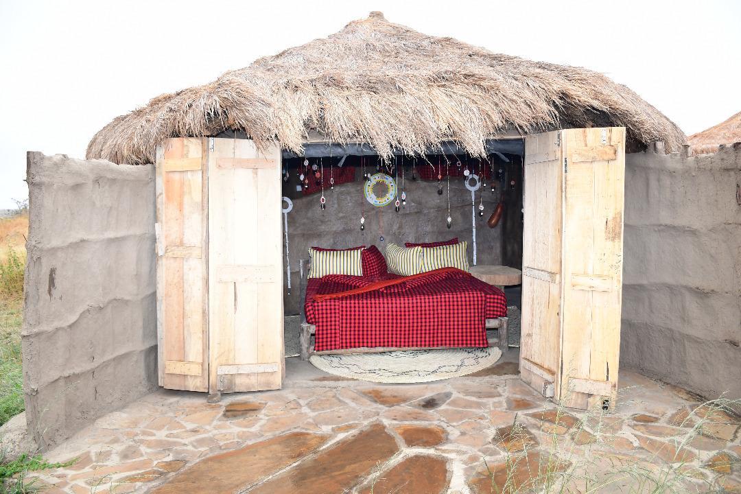 Osiligilai Maasai Lodge Sanya Juu Buitenkant foto