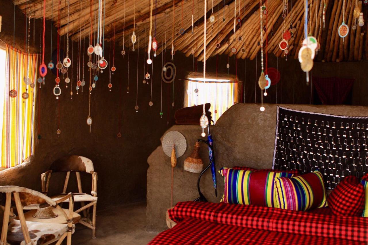 Osiligilai Maasai Lodge Sanya Juu Buitenkant foto